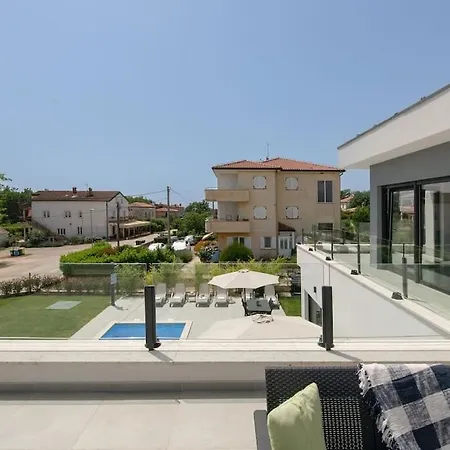 Villa Luna