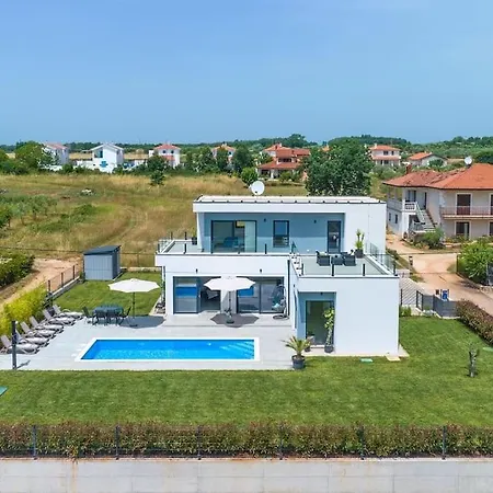 Villa Luna *