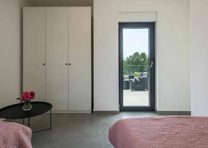 Luna By Briskva * Fiorini