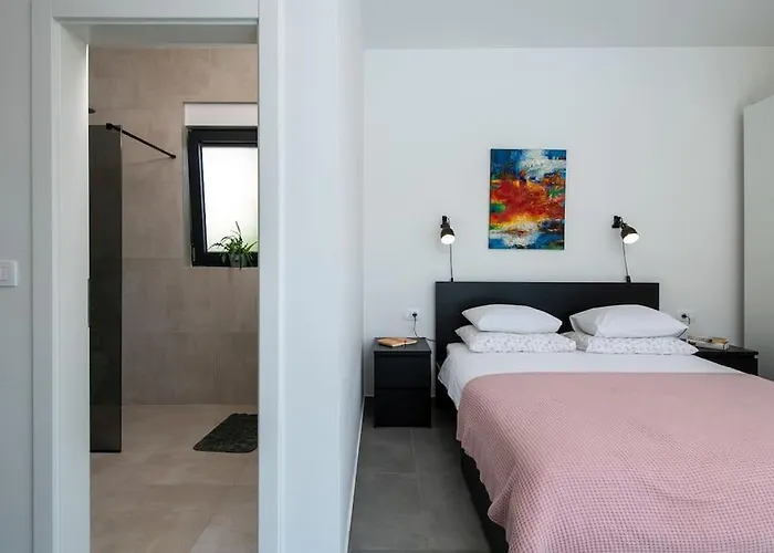 Vila Luna By Briskva *