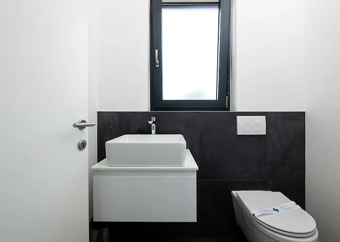 Luna By Briskva * Fiorini