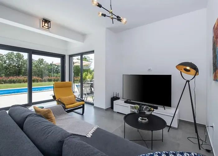 Vila Luna By Briskva *