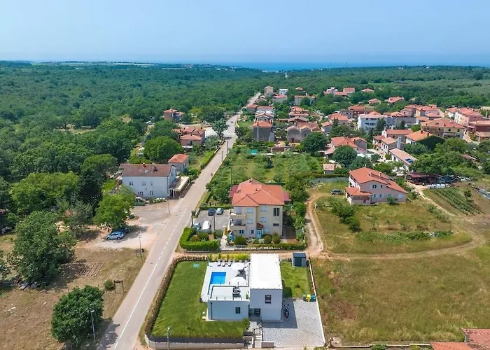 Vila Luna By Briskva