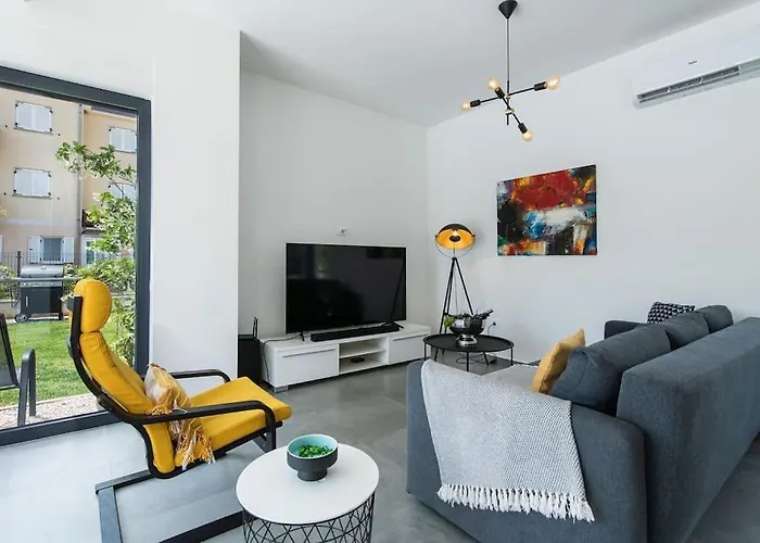 Vila Luna By Briskva *